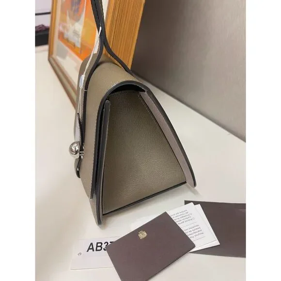 Moynat Women Pre-Loved Bag Very Good Condition - Picture 3 of 9